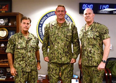 DVIDS - News - Pacific Fleet and Fleet Forces Commanders visit Surface ...