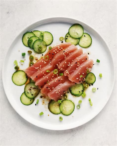 A quick and simple lunch of tuna belly (toro), dressed with soy sauce, rice vinegar and sesame ...