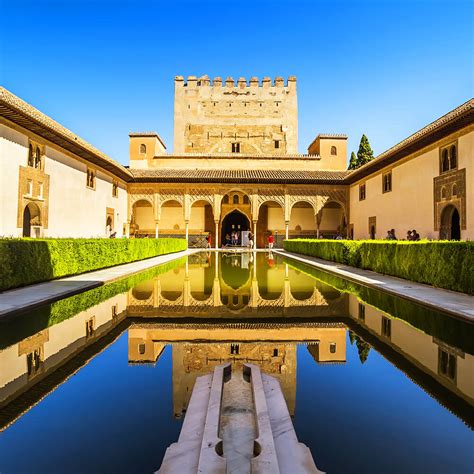 Tour con entradas incluidas por todo el recinto de la Alhambra (incluido Palacios, Alcazaba ...