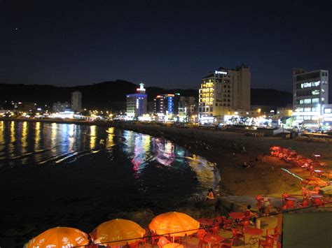 File:Songjeong Beach Wikitravel.JPG - Wikitravel