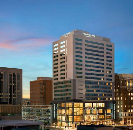 courtyard-by-marriott-phoenix-downtown-phoenix- - Yahoo Local Search Results