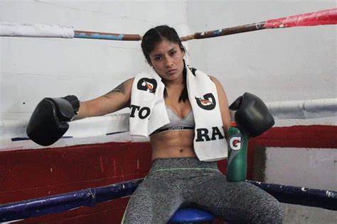 Esmeralda Falcón is the first Mexican boxer in history to qualify for ...