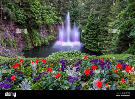 Fountain, Sunken garden, Butchart Gardens, Brentwood Bay, Greater Victoria, British Columbia ...