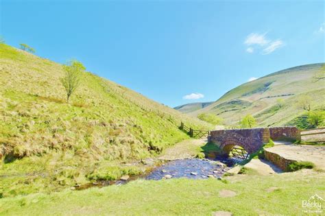 10 AWESOME Edale Walks, in the Peak District (Short + Long Walks) | Cool places to visit, Peak ...