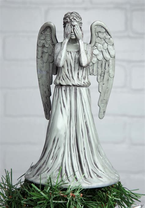 Doctor Who Weeping Angel Tree Topper