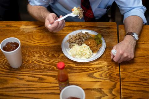 Preserving a piece of history at classic Alabama barbecue restaurant | WZZK - Birmingham, AL