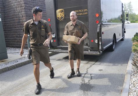 Reporter learns the ins and outs of a UPS driver’s job