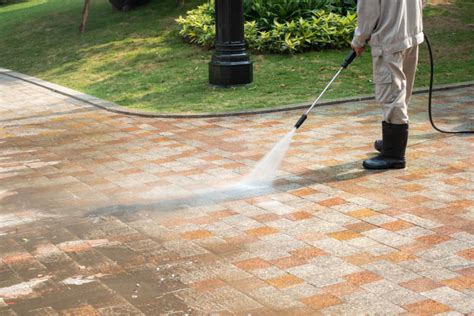 Driveway Cleaning and Sealing Services | A&D Pressure Cleaning