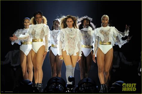 Beyonce Kicks Off 'Formation World Tour' 2016 - Full Set List!: Photo ...