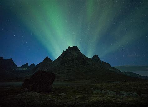 Northern lights over Greenland #BeautifulNature #NaturePhotography #Photography #EarthPorn # ...