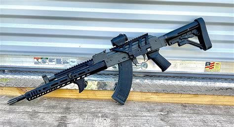 Gotta Love the modernization of AK attachments : ak47