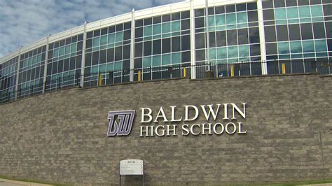 Baldwin-Whitehall School District moves to full remote learning for all students