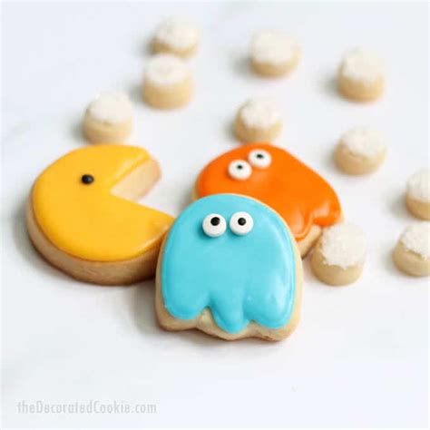 How to decorate Pac Man cookies, fun food for your 80s party