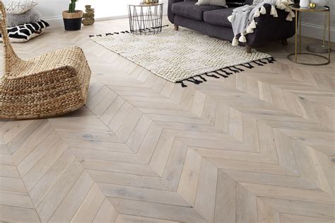 Chevron flooring – Manufacturer of parquet, solid wood and engineered flooring in Ukraine