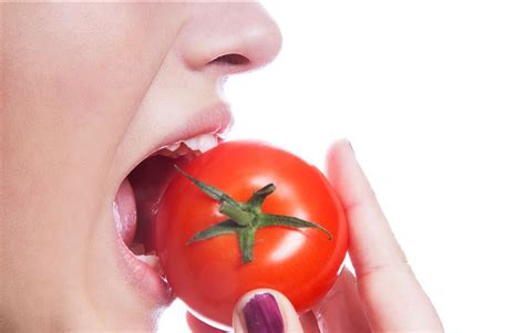 What is Tomato Allergy? What are the signs for Tomato Allergy? How can Tomato Allergy be treated ...