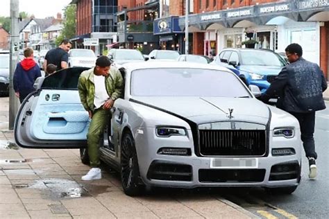 Man U Star Marcus Rashford Buys Rolls-Royce Cullinan Blue Shadow, His ...