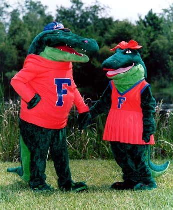 Florida Gators mascots Albert and Alberta Gator. | Mascot, Sports wallpapers, Florida gators