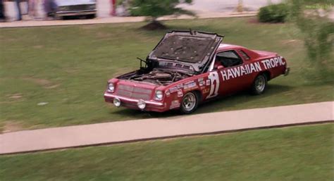 Watching “Cannonball Run” in honor of Burt Reynolds. This is the car Terry Bradshaw drives. : r ...