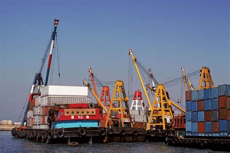 Ship - Cargo Handling, Loading, Unloading | Britannica