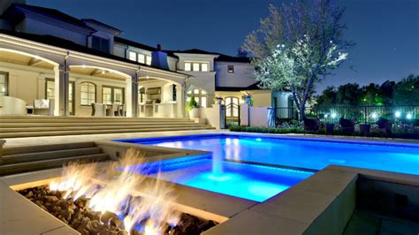 Elegant Front Yard Landscaping Method, Pool Designs With Fire Features ...