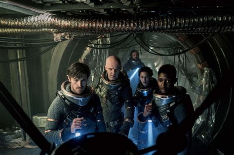 Nightflyers: How the Creator Adapted George R. R. Martin's Novella - Thrillist