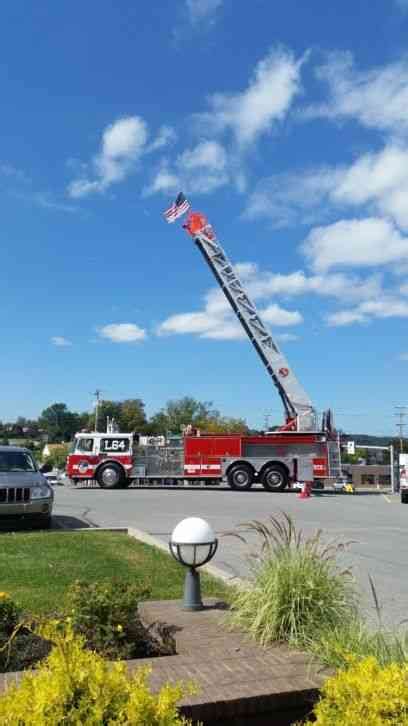 Seagrave 100' Ladder Quint Firetruck Ladder Quint Firetruck (1987) : Emergency & Fire Trucks