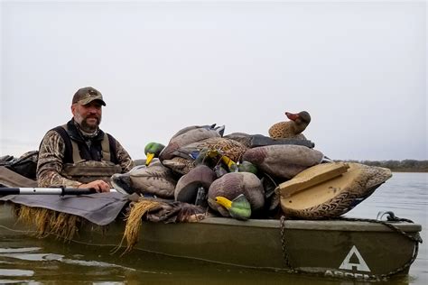 Kayak Duck Hunting - Wildfowl