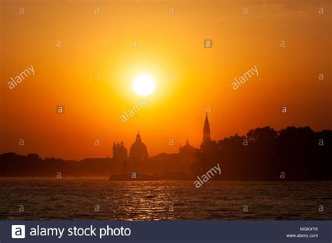 Venezia silhouette hi-res stock photography and images - Alamy