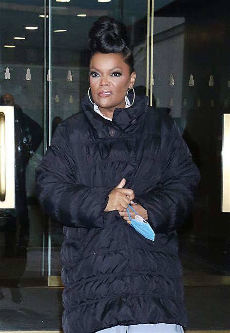 WANDA SYKES, TISHA CAMPBELL and YVETTE NICOLE BROWN Leaves Today Show ...