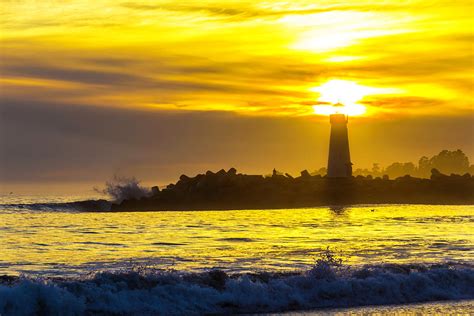 Harbor Lighthouse Photograph by Garry Gay | Fine Art America