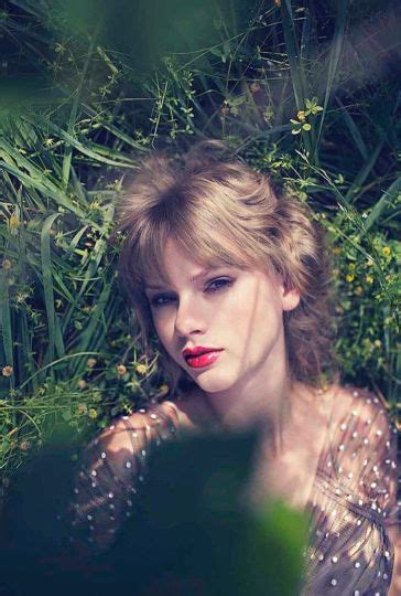 Taylor Swift Red era 2012 photoshoot