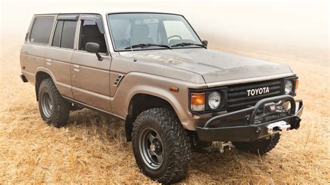 1985 Toyota Land Cruiser FJ60 5-Speed VIN: JT3FJ60G4F1130006 - CLASSIC.COM