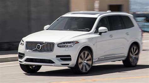 2022 Volvo XC90: Choosing the Right Trim - Autotrader