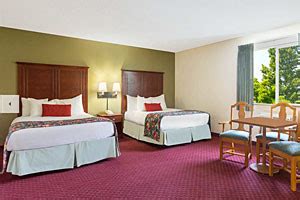 Bozeman Montana Pet Friendly Hotels & Lodging - AllTrips