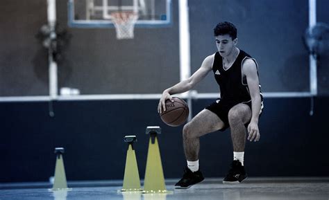 Basketball drills with cones for perfect dribbling – BlazePod