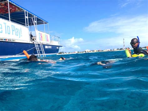 Taking a Grand Turk Snorkeling Excursion - Endless Family Travels