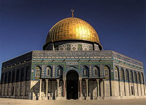 Sheikh Abu-Bakr: Muslims must pay more attention to Al-Aqsa Mosque | Mezquita, Arquitectura, Torres