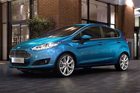 Discontinued Ford Fiesta Features & Specs | Zigwheels