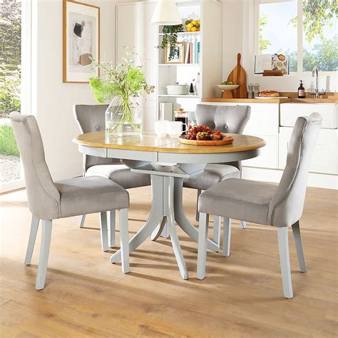 Hudson Round Extending Dining Table & 4 Bewley Chairs, Natural Oak ...