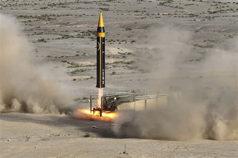 MxM News: Iran unveils latest version of ballistic missile