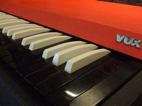 Vox Continental Organ | Piano, Drum machine, Hammond organ