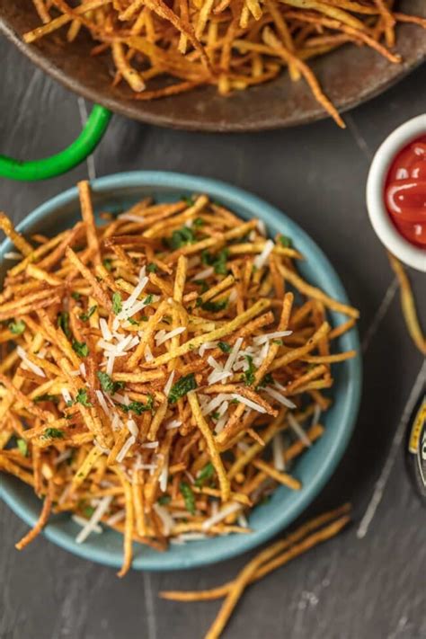 Shoestring Fries (Julienne Fries) - The Cookie Rookie