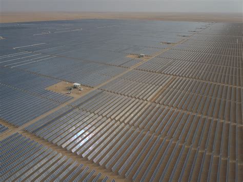 Saudi Arabia's first renewable energy plant connected to National Grid