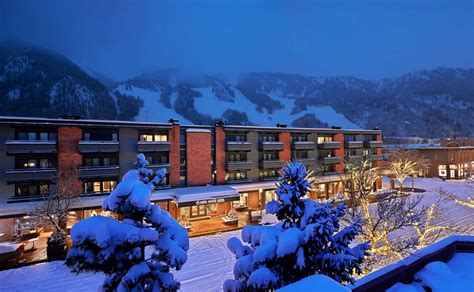 Aspen Square Condominium Hotel - Aspen Snowmass Accommodation - MountainWatch Travel