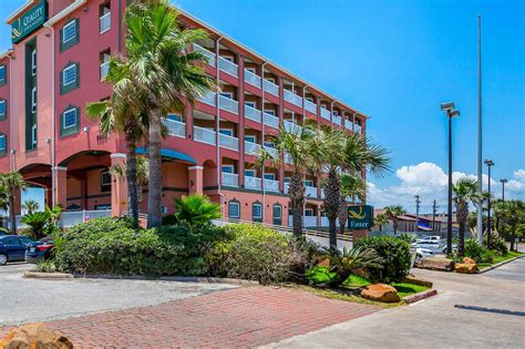 Quality Inn & Suites Beachfront - 5924 Seawall Blvd., Galveston, TX ...