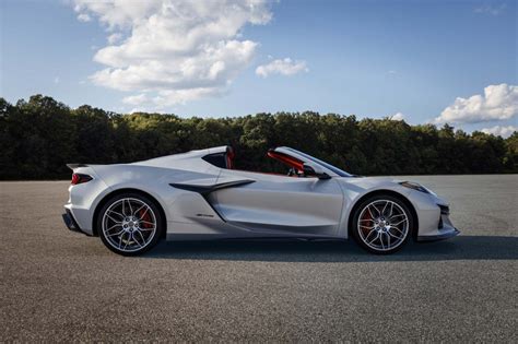 2023 Chevrolet Corvette Z06 costs $106,395, orders open July 28