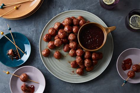 Turkey Meatballs with Cranberry Sauce Recipe | Epicurious