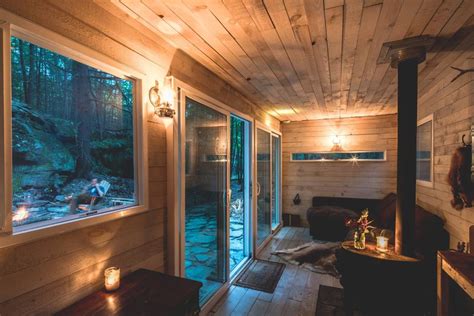 Go off the grid in a Catskills shipping container for $165 per night | 6sqft