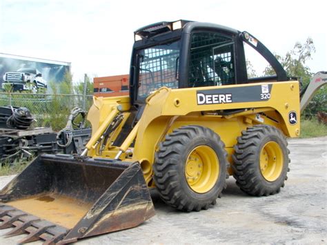 John Deere 320 Skid Steer Loader Specs and Dimensions - VeriTread