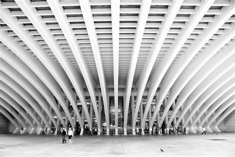 How to Effectively Convey a Sense of Scale in Architectural Photography? - Technology Share